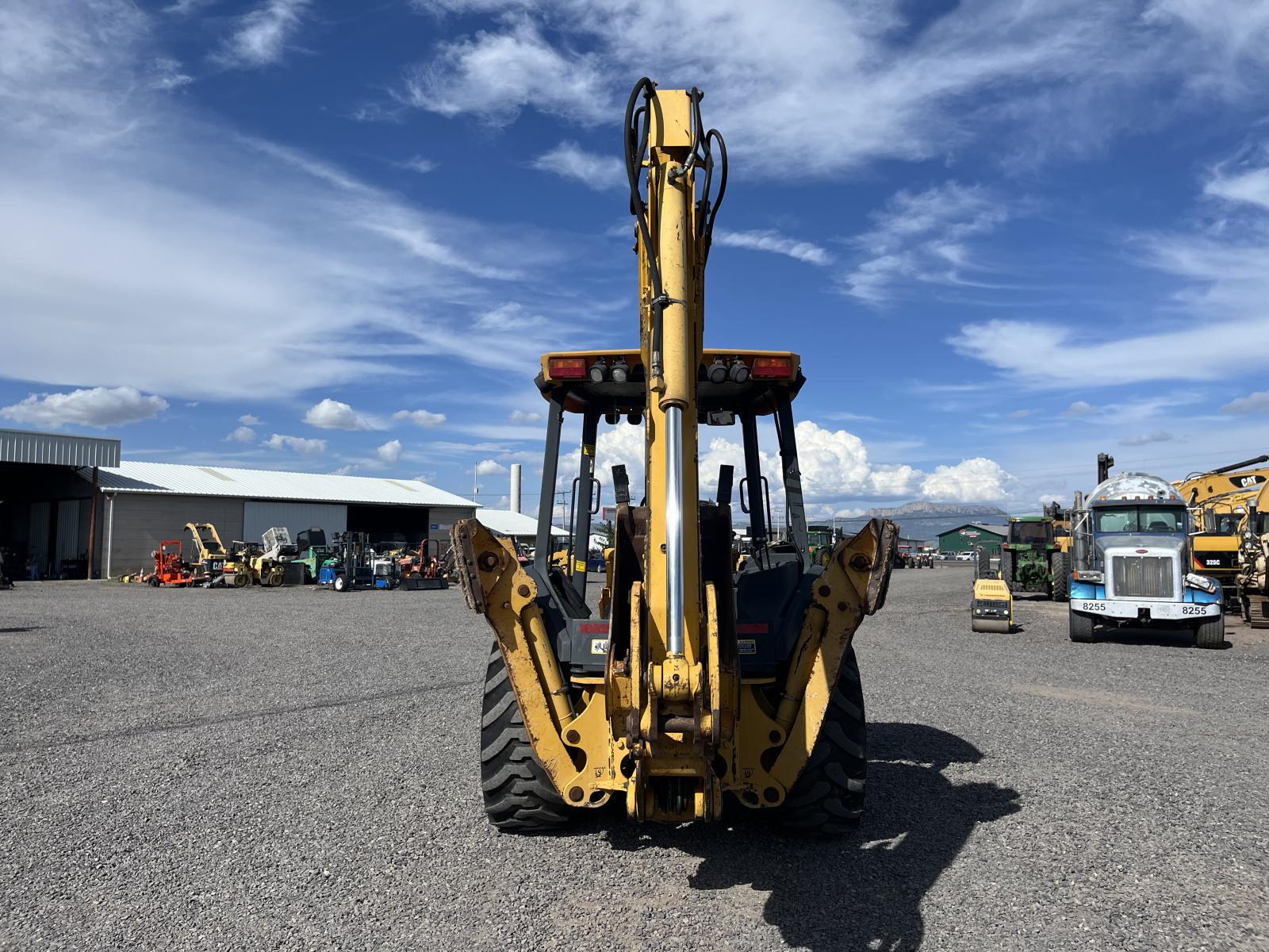 ./imagenes/INVOICE/2019/17749/BACKHOE JOHN DEERE 310SG (17).JPG